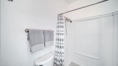 4977 Louis River Way, Tucson AZ  85718-4756 exterior