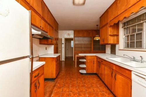 1678 Merton Rd, Atlanta GA 30306-3005 exterior