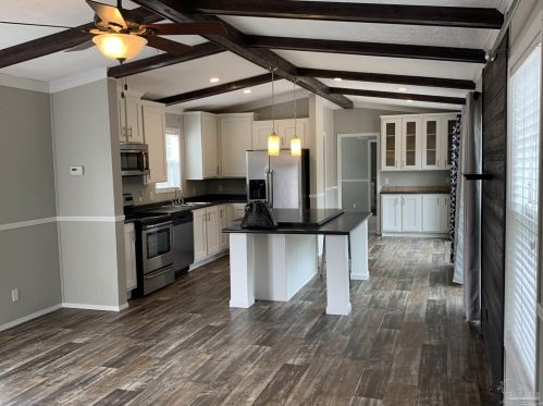 1603 Christmas Tree Rd, Milton FL  32570-8445 exterior