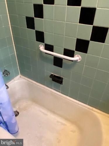 2812 Cedar St, Philadelphia PA 19134-4449 exterior