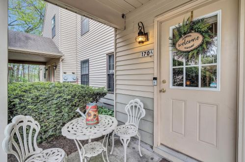 1706 Dahlia Ct, Jackson Twp, NJ 08527-4133