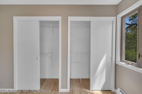 1120 Farmingdale Rd, Jackson Twp NJ  08527-1380 exterior