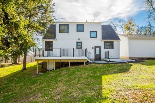 820 Old Thorn Run Rd, Moon Twp PA 15108-1152 exterior