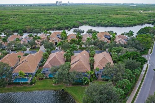 8413 Mallards Way, Naples FL 34114-9491 exterior