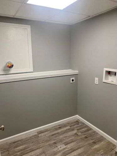 51 Crystal Lk Rd, Ellington CT 06029-2811 exterior