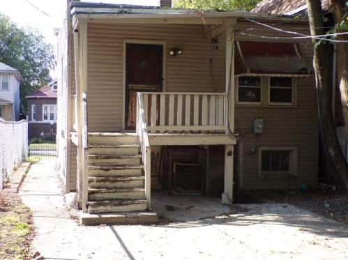 6825 Wood St, Chicago, IL 60636-3336