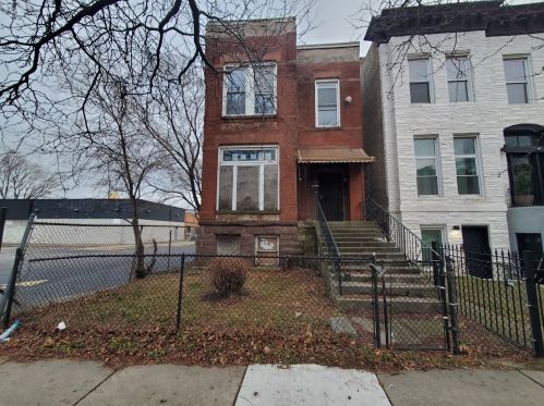 3446 Prairie Ave, Chicago IL  60616-3922 exterior