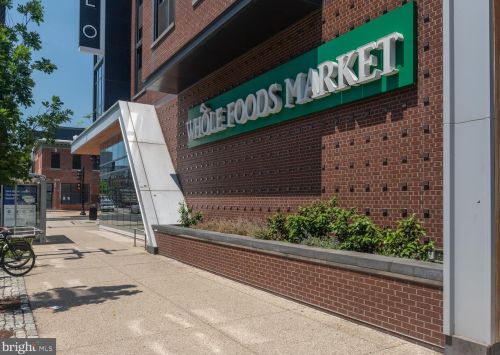 333 2nd St, Washington DC  20002-5737 exterior