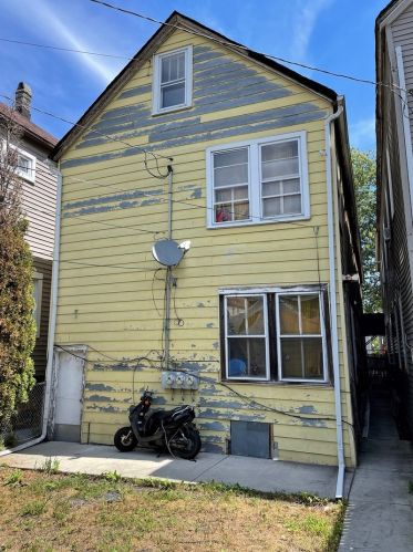 4846 Elizabeth St, Chicago IL 60636-3507 exterior