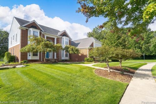 3188 Lexham Ln, Rochester MI  48309-4399 exterior