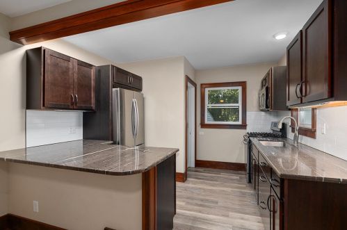 2215 Amherst Ave, Kalamazoo MI 49008-3970 exterior