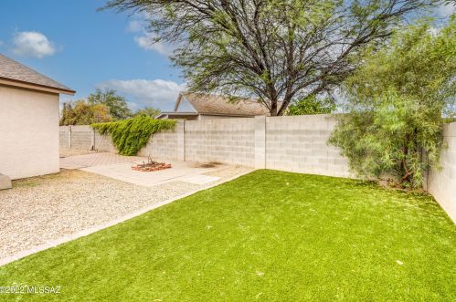 6476 David Dr, Tucson AZ 85730-1813 exterior
