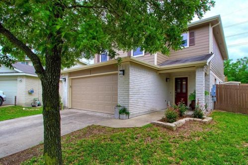 7229 Cayenne Ln, Austin TX  78741-7517 exterior