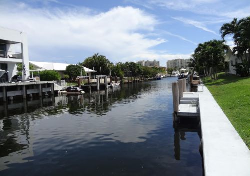 741 Enfield St, Boca Raton FL 33487-3130 exterior