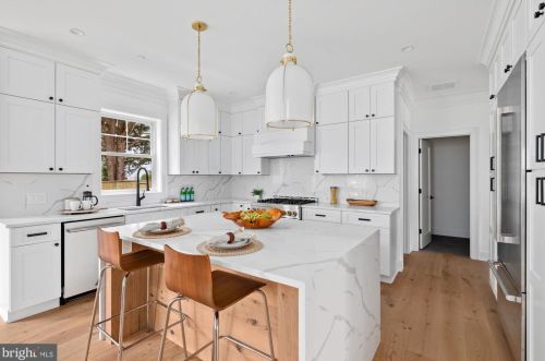 5805 Beech Ave, Bethesda MD  20817-3407 exterior