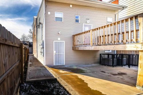 209 Steins St, Saint Louis MO 63111-3343 exterior