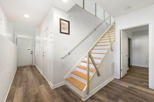 1278 Eames Grn, Atlanta, GA 30318-4192