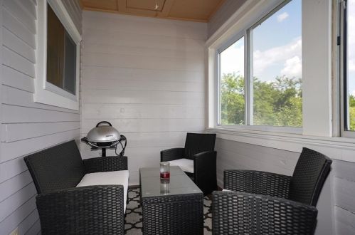 121 Hope Ave, Worcester MA 01603-2237 exterior