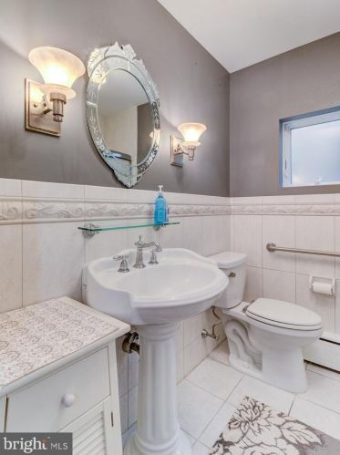 2620 17 St, Philadelphia PA 19132-3929 exterior