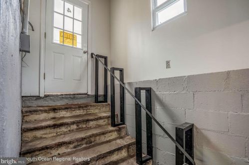 4 Vine St, Berkeley Township NJ 08721-2420 exterior