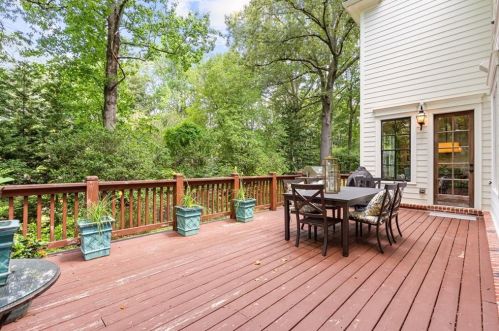 3466 Inman Dr, Atlanta GA 30319-2443 exterior