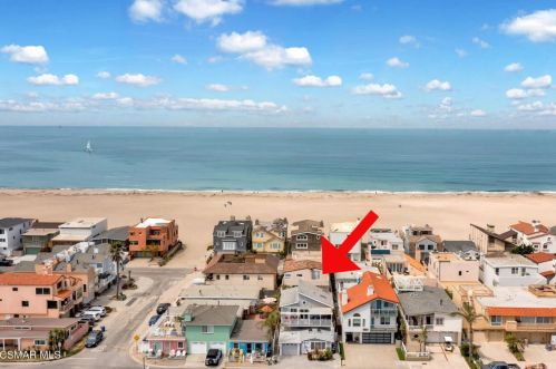 3711 Sunset Ln, Oxnard, CA 93035-4133