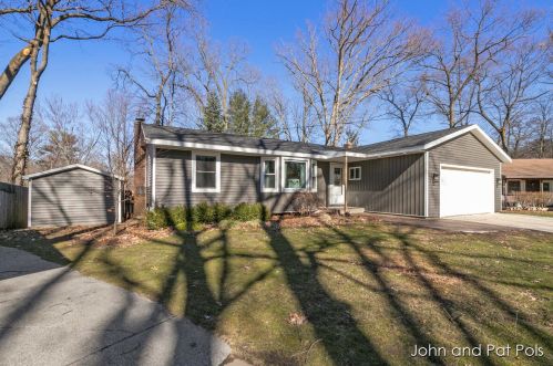 1893 Cannon St, Wyoming, MI