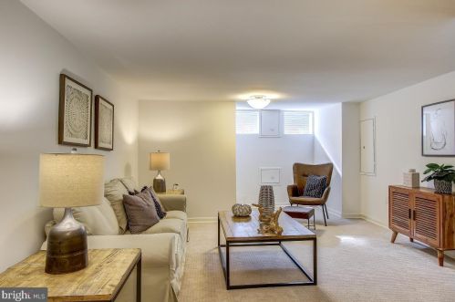 1434 F St, Washington DC 20002-4530 exterior