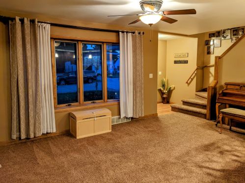 1706 Jackson St, Manitowoc WI 54220-6463 exterior