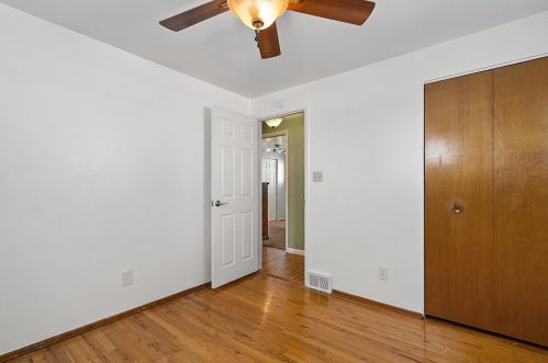 1664 Nash Ave, Pittsburgh PA 15235-2332 exterior