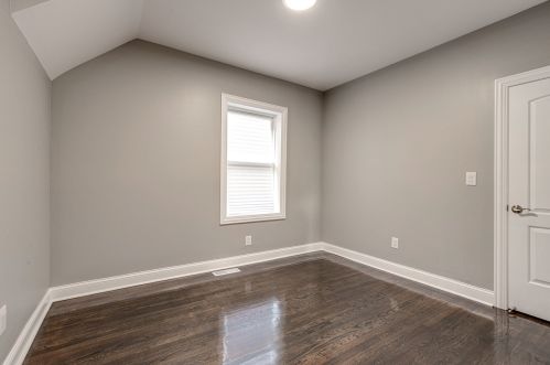 3048 80th St, Chicago IL  60617-1437 exterior