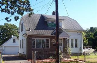 11 Mohegan Ct, Springfield, MA 01151-1824