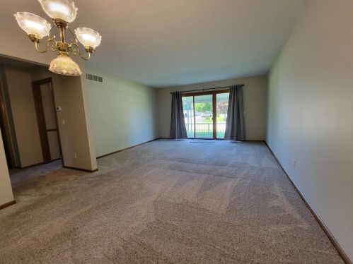 5917 Leisure South Dr, Grand Rapids MI 49548-6857 exterior