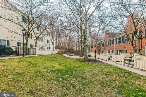 5216 Maris Ave, Alexandria VA  22304-1904 exterior