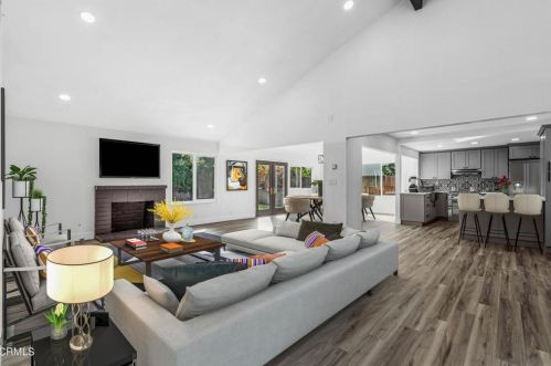 1540 Joliet Pl, Oxnard CA  93030-3140 exterior