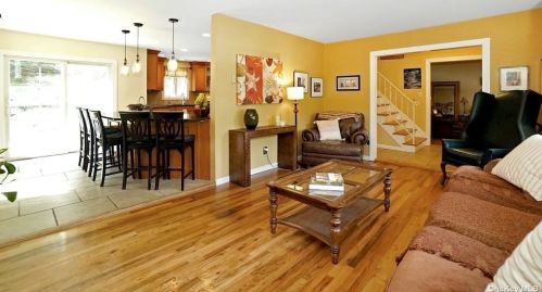 140 Cornell Dr, Commack NY 11725-2504 exterior