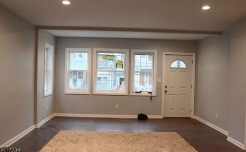 82 Howard St, Irvington NJ 07111-3417 exterior