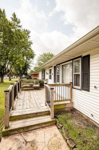 5610 Harrison St, Gary, IN 46410-2072