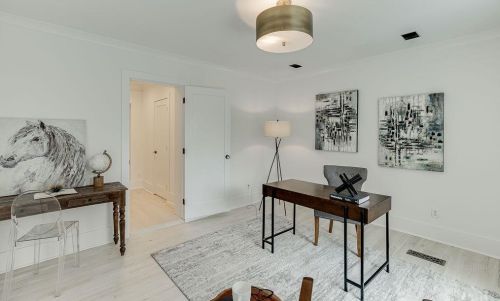 239 Midvale Dr, Atlanta GA  30342-3326 exterior