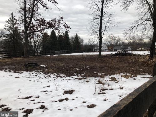 3399 Baltimore Pike, Littlestown PA 17340-9679 exterior