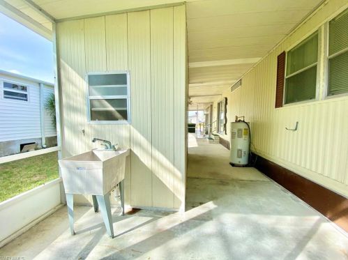 448 Cpe Florida Way, Naples FL exterior