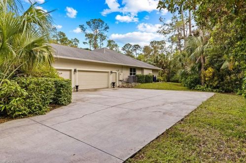 4710 13 Ave, Naples FL 34116-5127 exterior