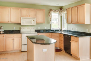 3495 Hampstead Ct, Kalamazoo, MI 49024-0703