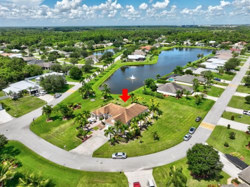 2601 Serenity Cir, Fort Pierce, FL 34981-5048