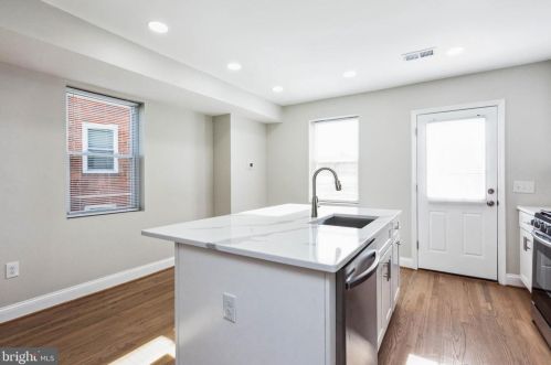 713 Congress St, Washington DC 20032-4106 exterior