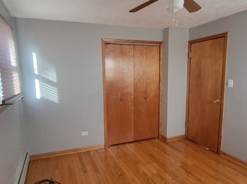 3719 79 St, Chicago IL 60652-2047 exterior