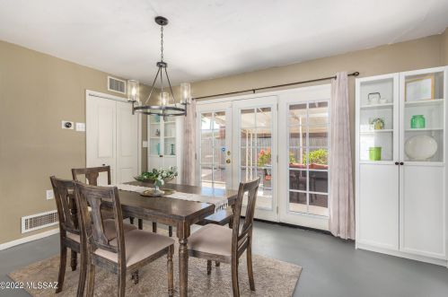 5426 20 St, Tucson AZ 85711-5012 exterior