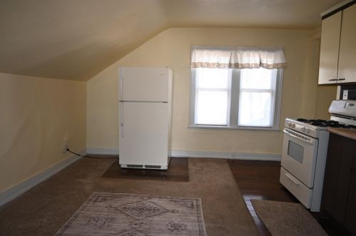 210 Amity Ave, Meskegon MI 49442-3297 exterior