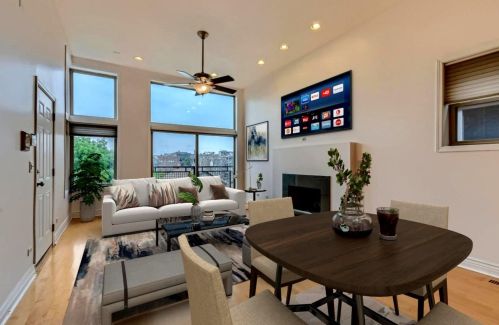 1419 Walton St, Chicago, IL 60642-5311