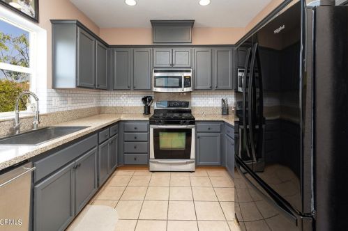 3050 Moss Landing Blvd, Oxnard CA  93036-5326 exterior